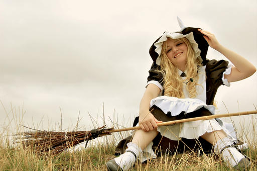 Touhou Project 08: Imperishable Night - It's COSPLAY time!